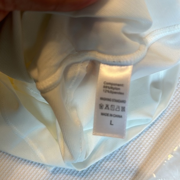 Men’s Compression Top Size Large White - Picture 9 of 9